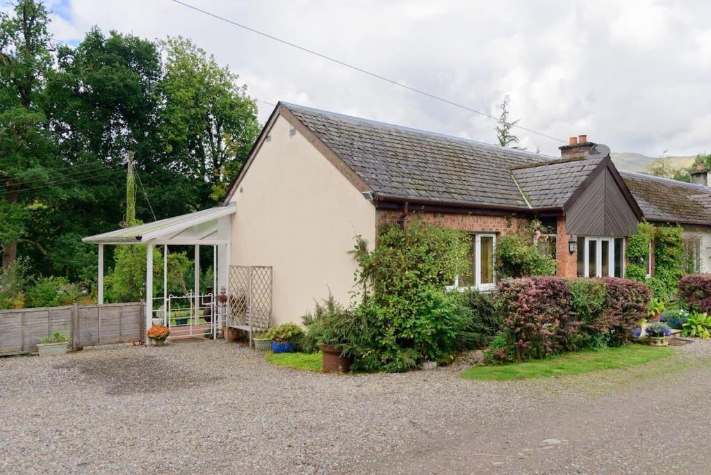 Pinetree Cottage, Dog Friendly, Holiday Let, Callander Invertrossachs Esterno foto