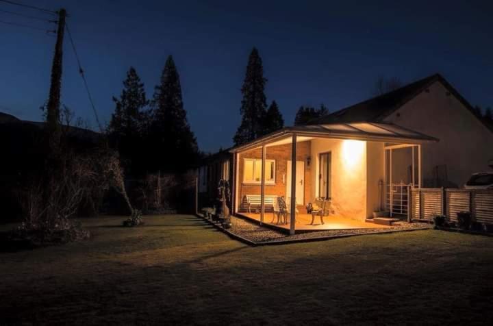Pinetree Cottage, Dog Friendly, Holiday Let, Callander Invertrossachs Esterno foto